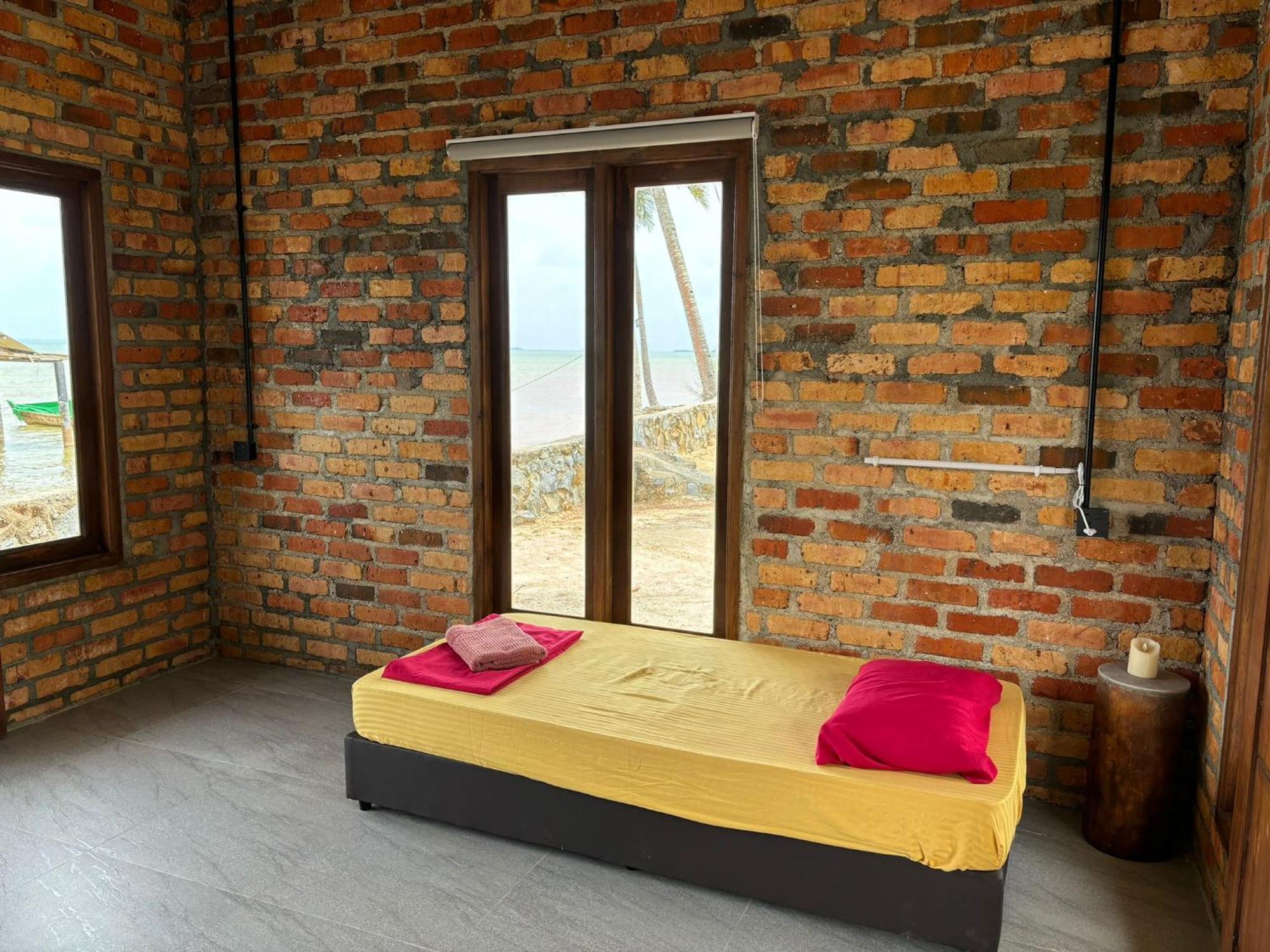 Loola Adventure Resort Teluk Bakau Room photo